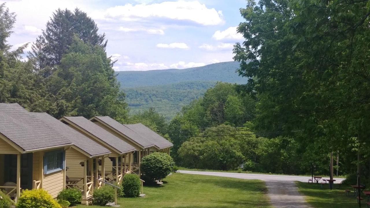 Serenity Motel Shaftsbury Екстериор снимка