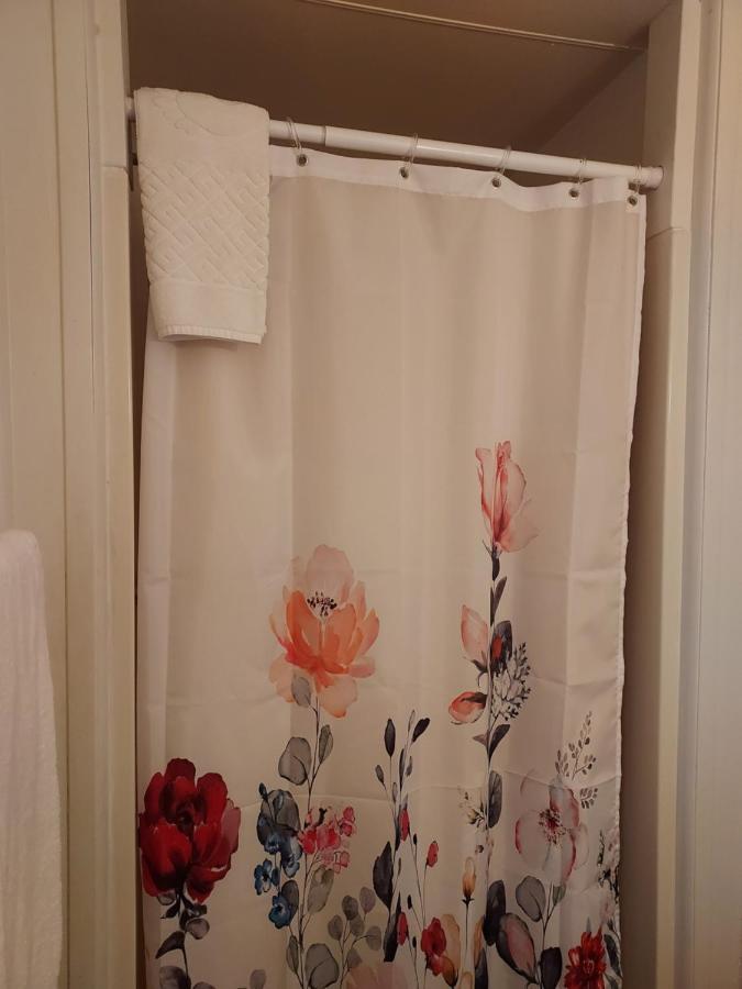 Serenity Motel Shaftsbury Екстериор снимка